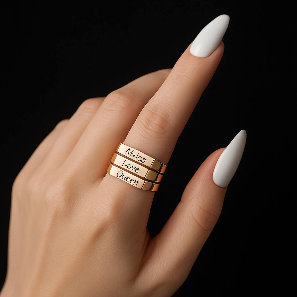 Bague femme mot gravé  – Acier Inoxydable