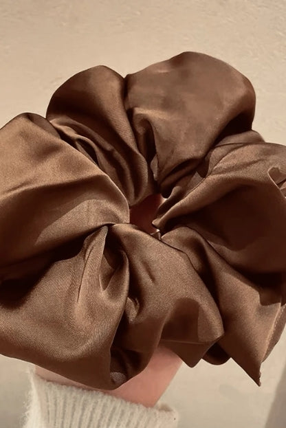 Chouchou Satin Luxe – Accessoire Cheveux Brillant & Doux | Collection Spring/Summer 2026