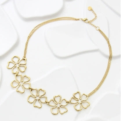 Collier “J’ADORE” en Acier Inoxydable – Chaîne Maille & Lettres Strassées | Bijou Tendance Femme