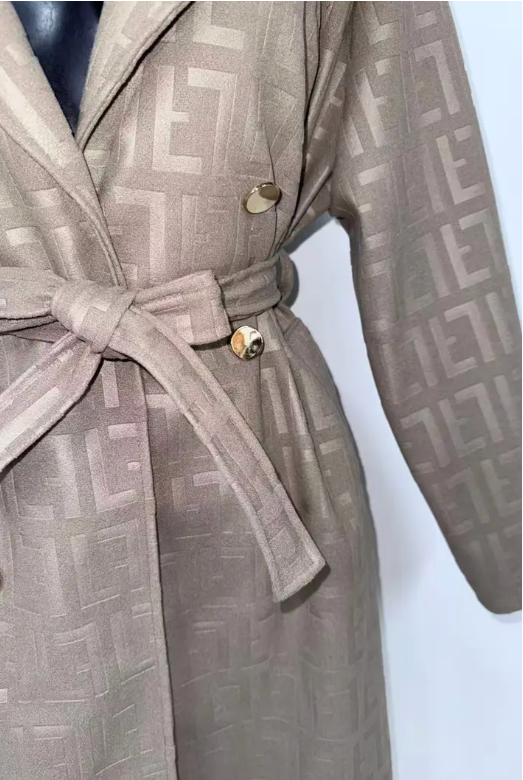 Trench Femme Élégant – XFashion Coat Automne/Hiver 2025